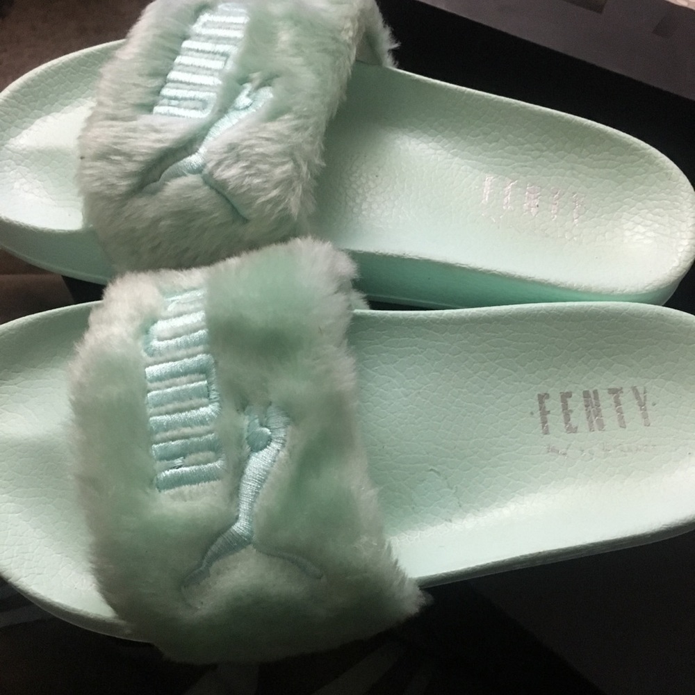 Women Puma slides